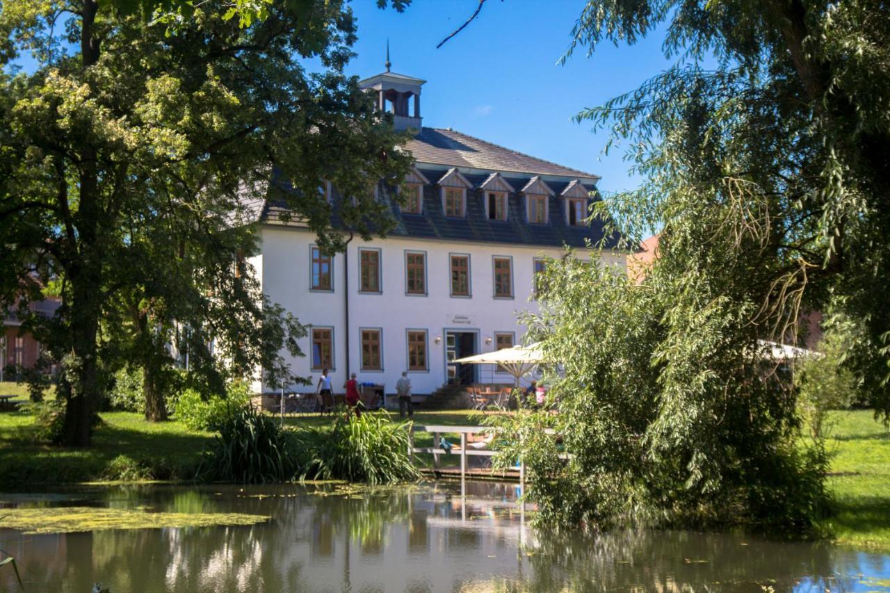 Biohotel Stiftsgut Wilhelmsgluecksbrunn Creuzburg Ngoại thất bức ảnh