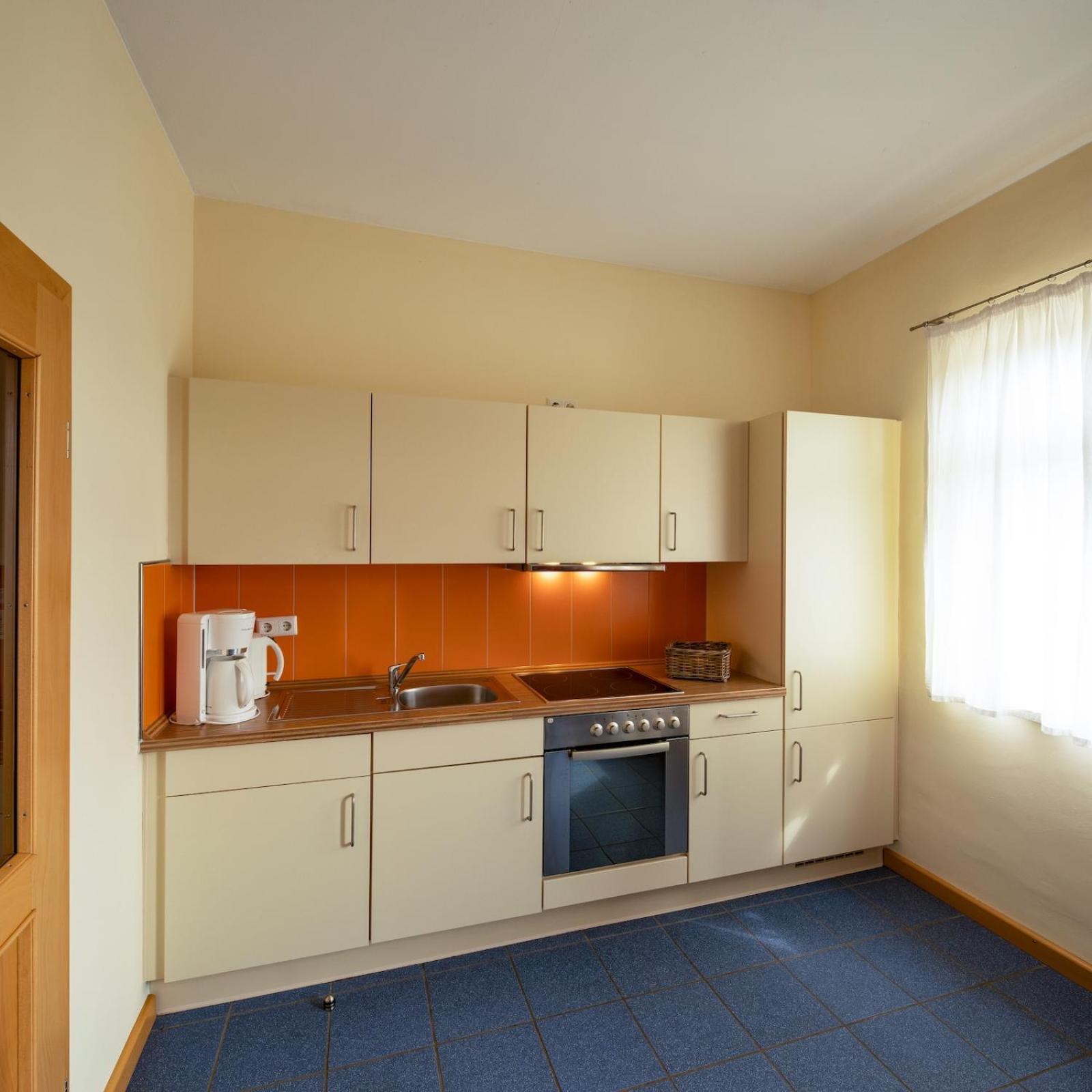 Biohotel Stiftsgut Wilhelmsgluecksbrunn Creuzburg Ngoại thất bức ảnh