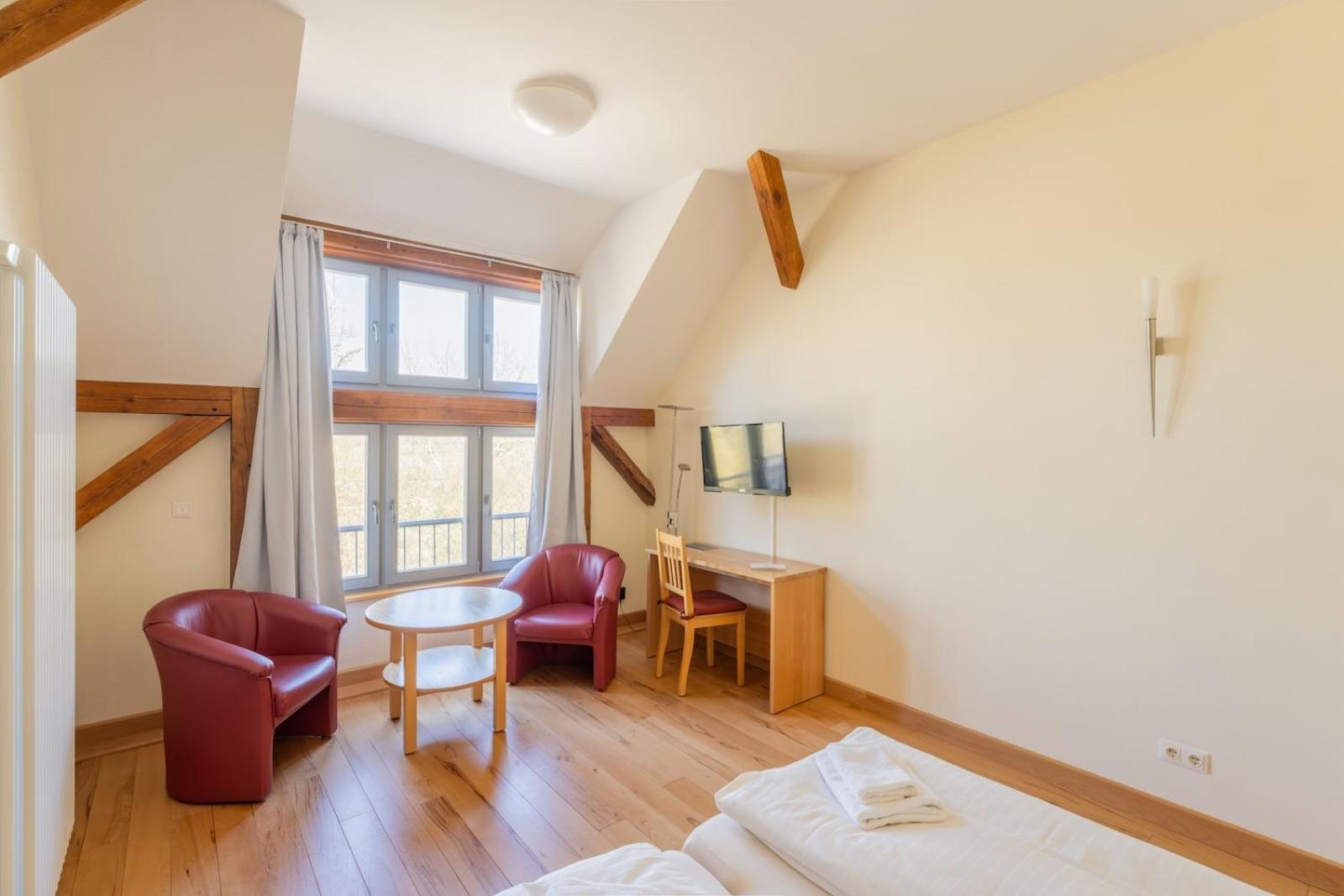 Biohotel Stiftsgut Wilhelmsgluecksbrunn Creuzburg Ngoại thất bức ảnh