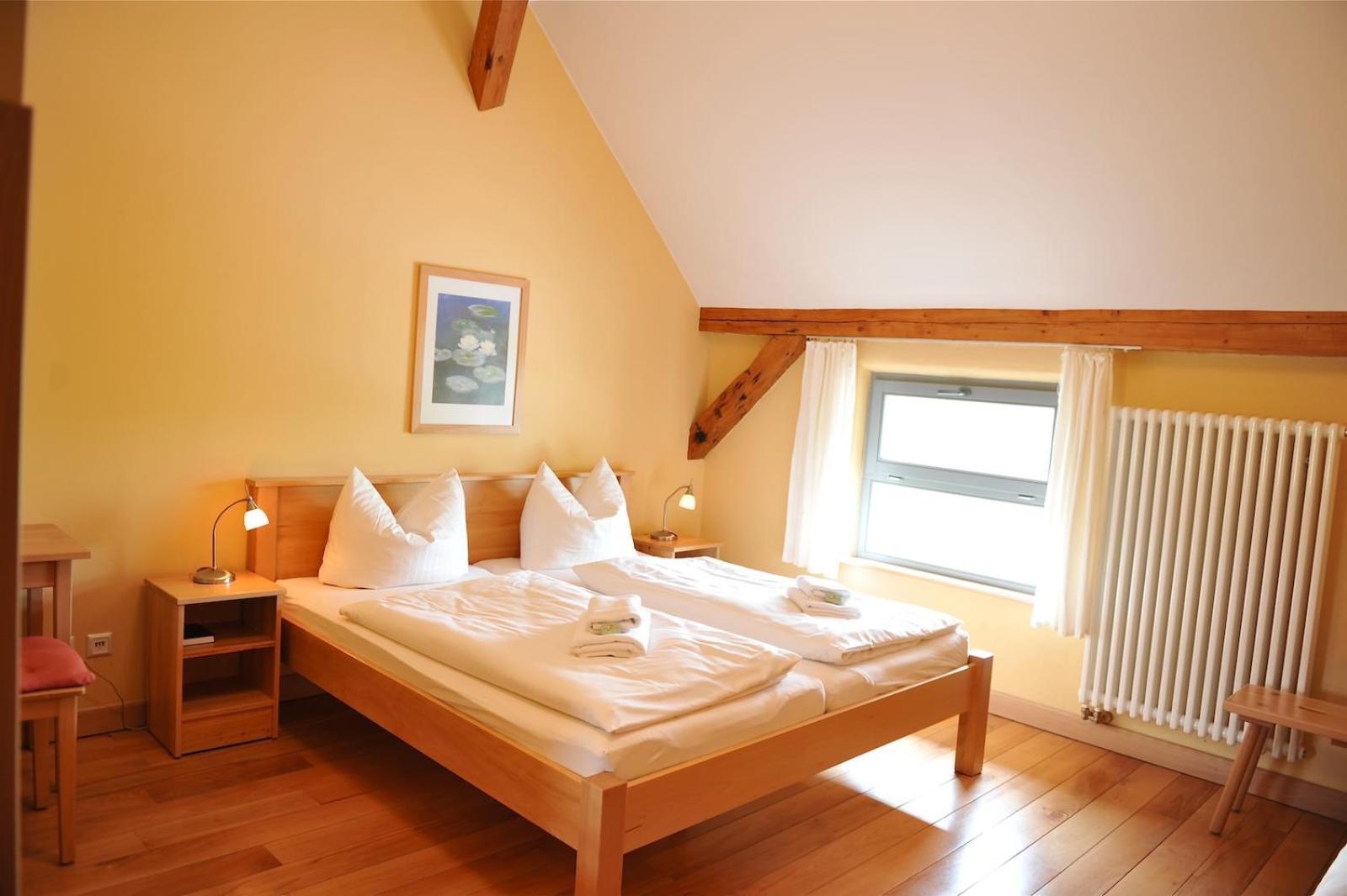 Biohotel Stiftsgut Wilhelmsgluecksbrunn Creuzburg Ngoại thất bức ảnh