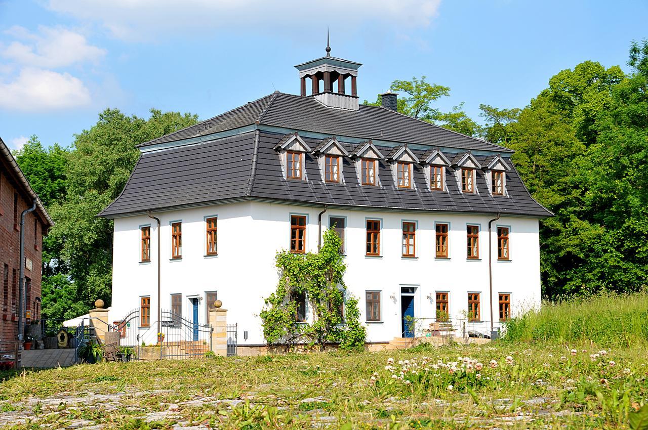 Biohotel Stiftsgut Wilhelmsgluecksbrunn Creuzburg Ngoại thất bức ảnh